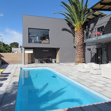 Capetown 4U Guesthouse Bloubergstrand Eksteriør bilde
