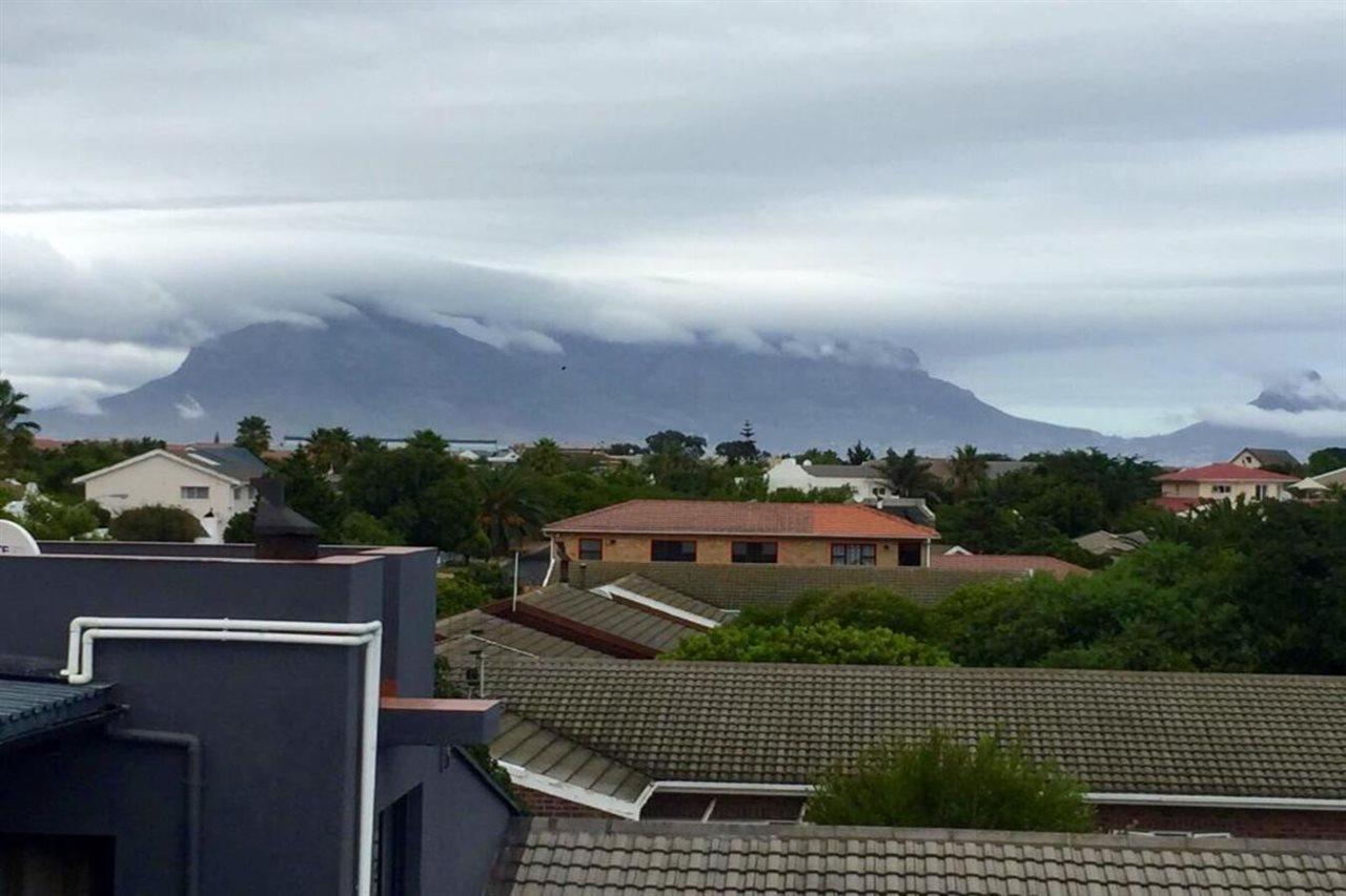 Capetown 4U Guesthouse Bloubergstrand Eksteriør bilde