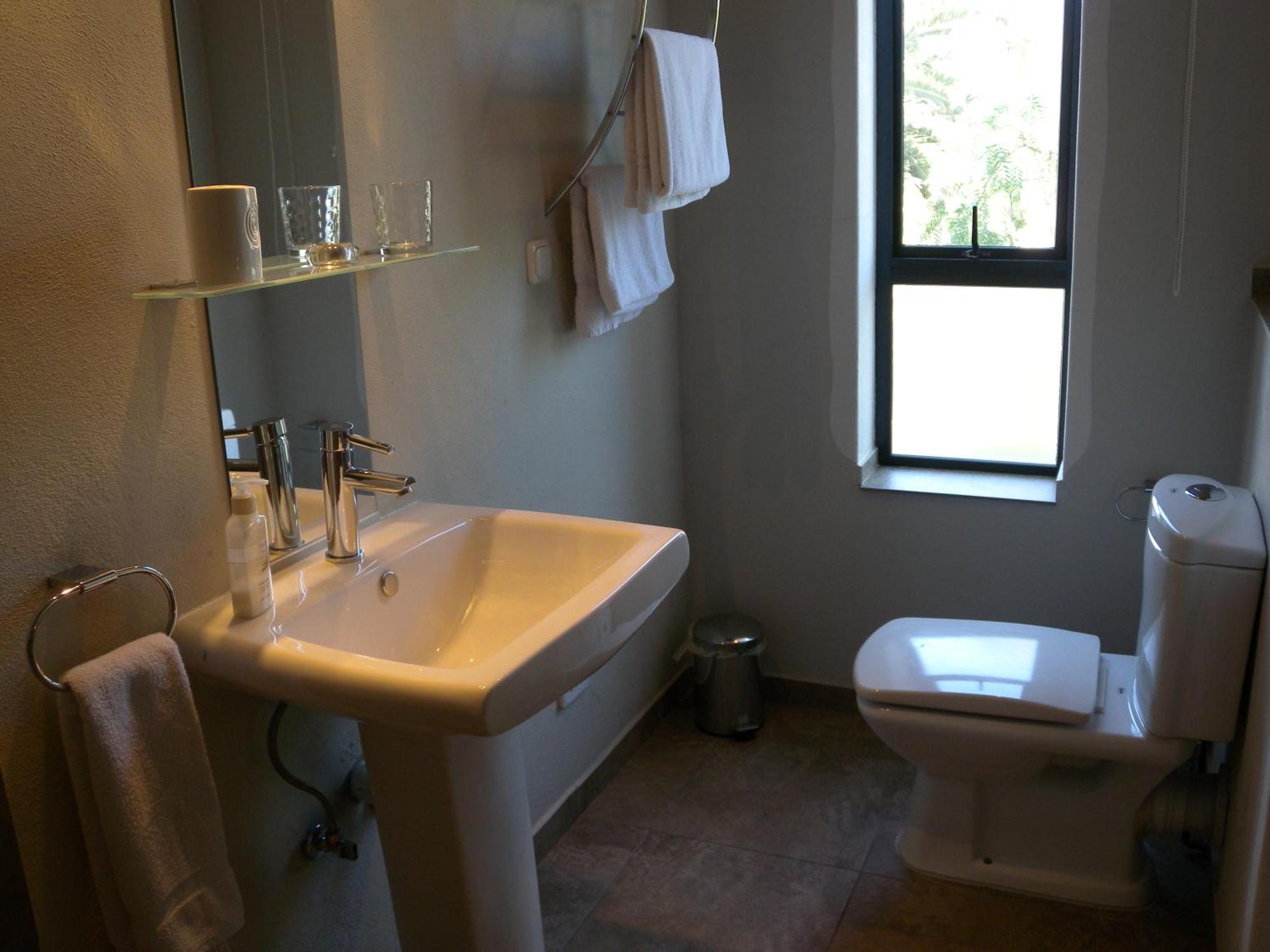 Capetown 4U Guesthouse Bloubergstrand Eksteriør bilde