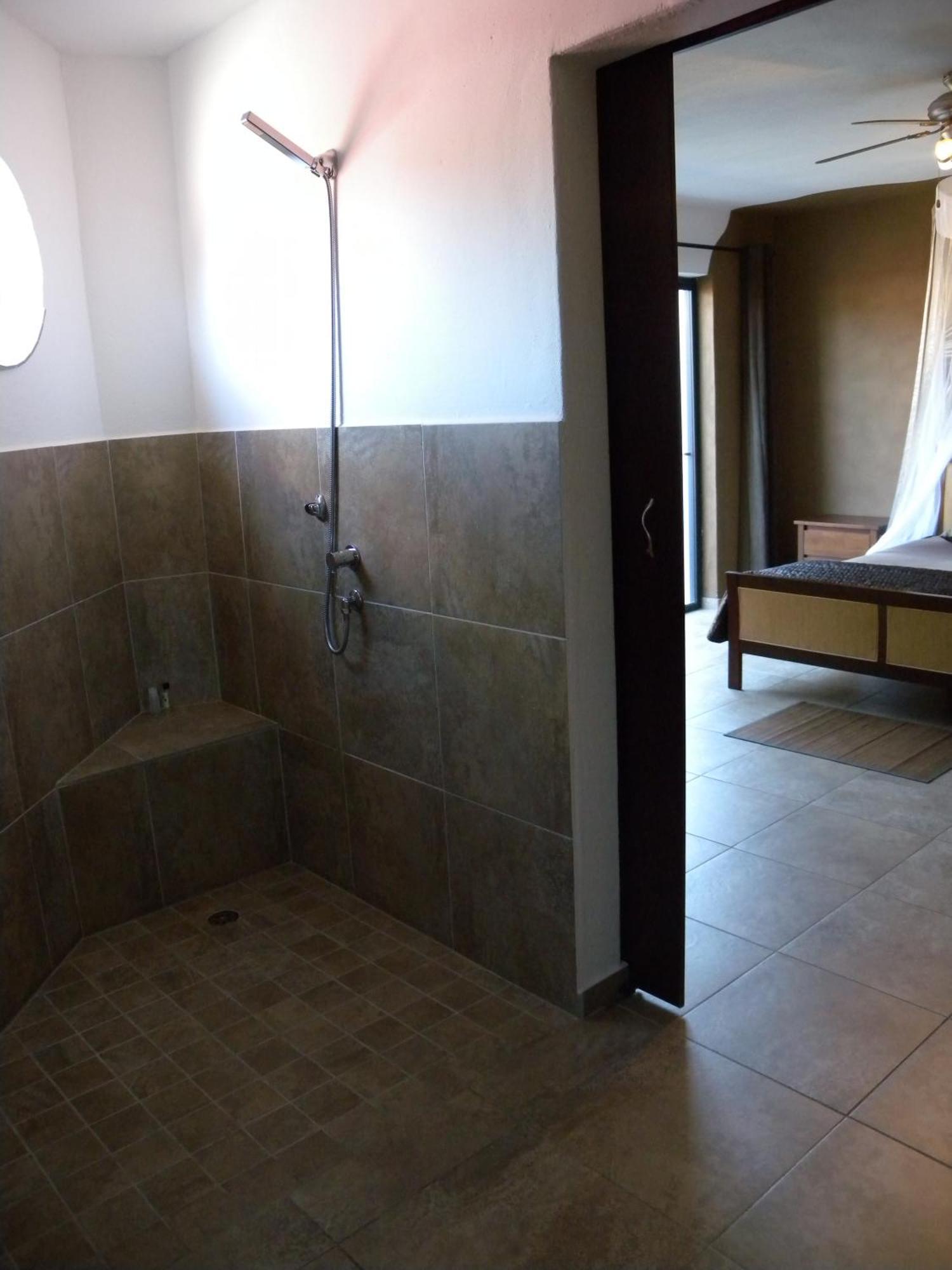 Capetown 4U Guesthouse Bloubergstrand Eksteriør bilde