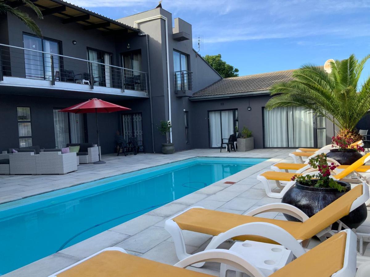 Capetown 4U Guesthouse Bloubergstrand Eksteriør bilde